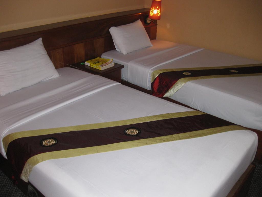 Princess Hotel Phnom Pen Exterior foto