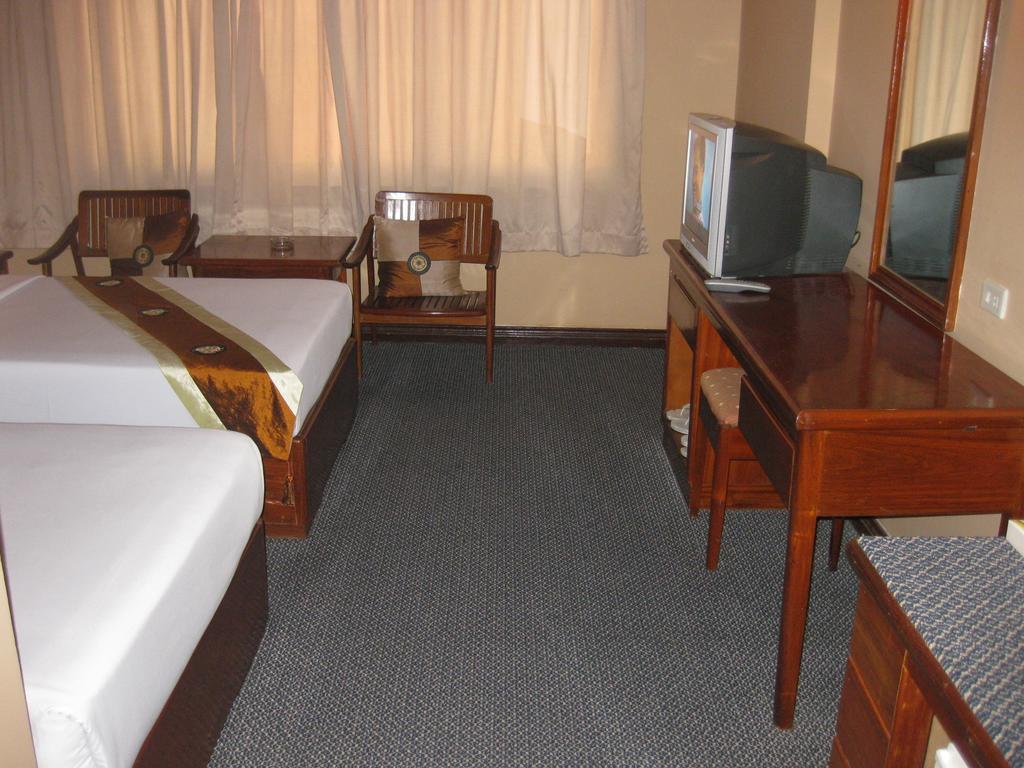 Princess Hotel Phnom Pen Exterior foto