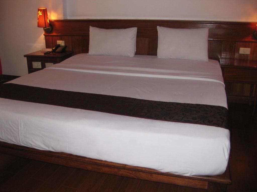 Princess Hotel Phnom Pen Exterior foto