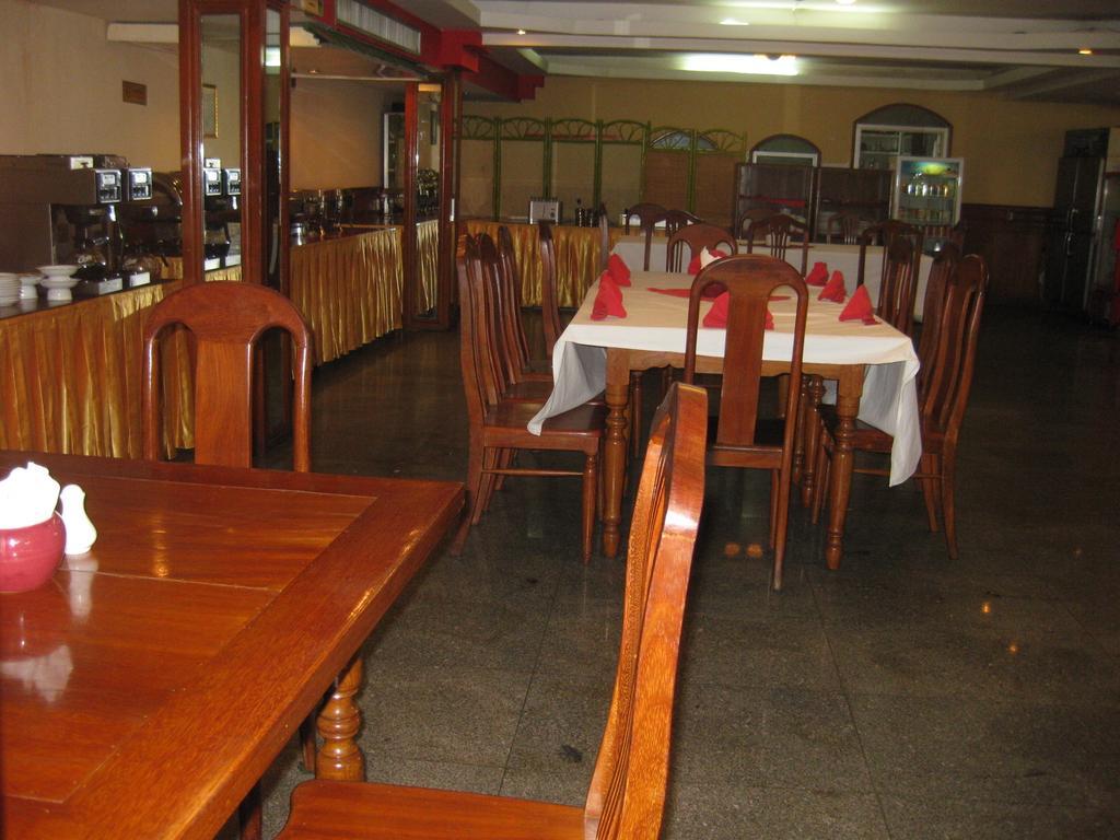 Princess Hotel Phnom Pen Exterior foto
