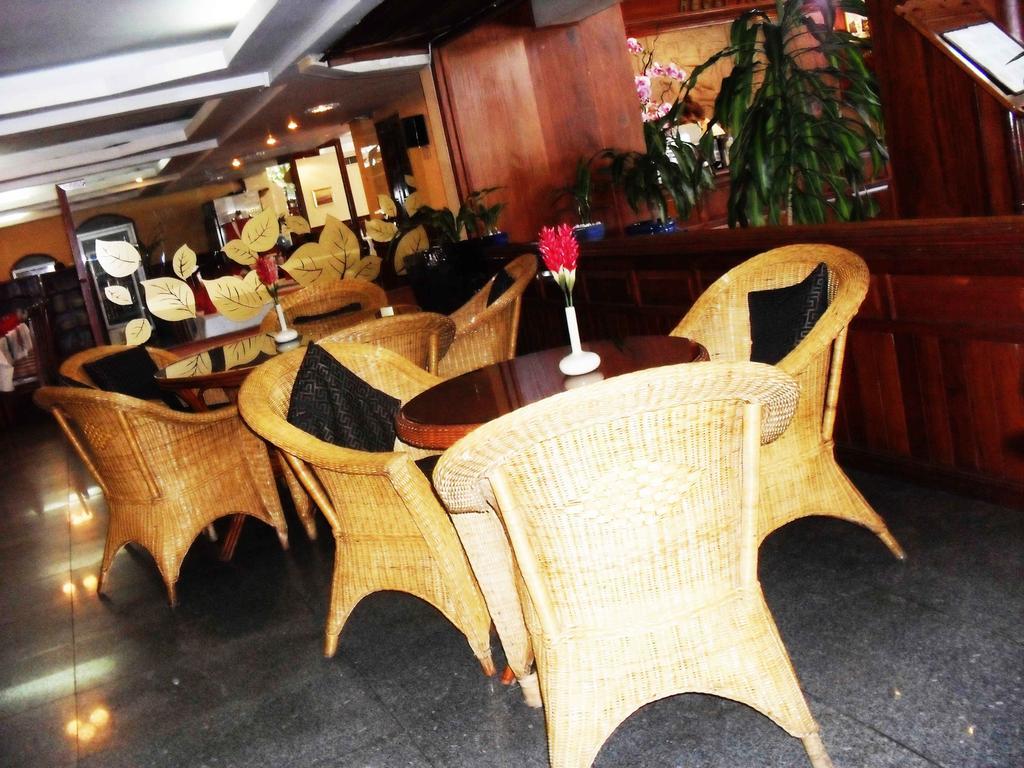 Princess Hotel Phnom Pen Exterior foto
